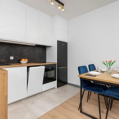 Apartment Starowiejska With Balcony & Parking Next To Arena Stadium By Renters *